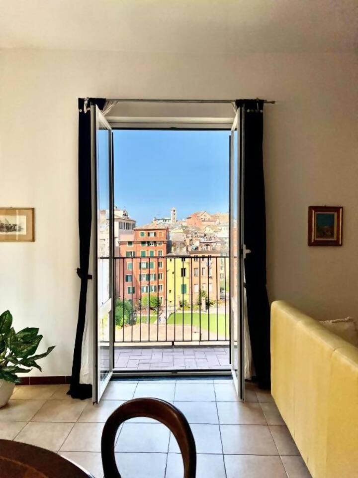 Lovingenoa - Prione - White House Apartment