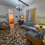 Lovingenoa - Prione - White House