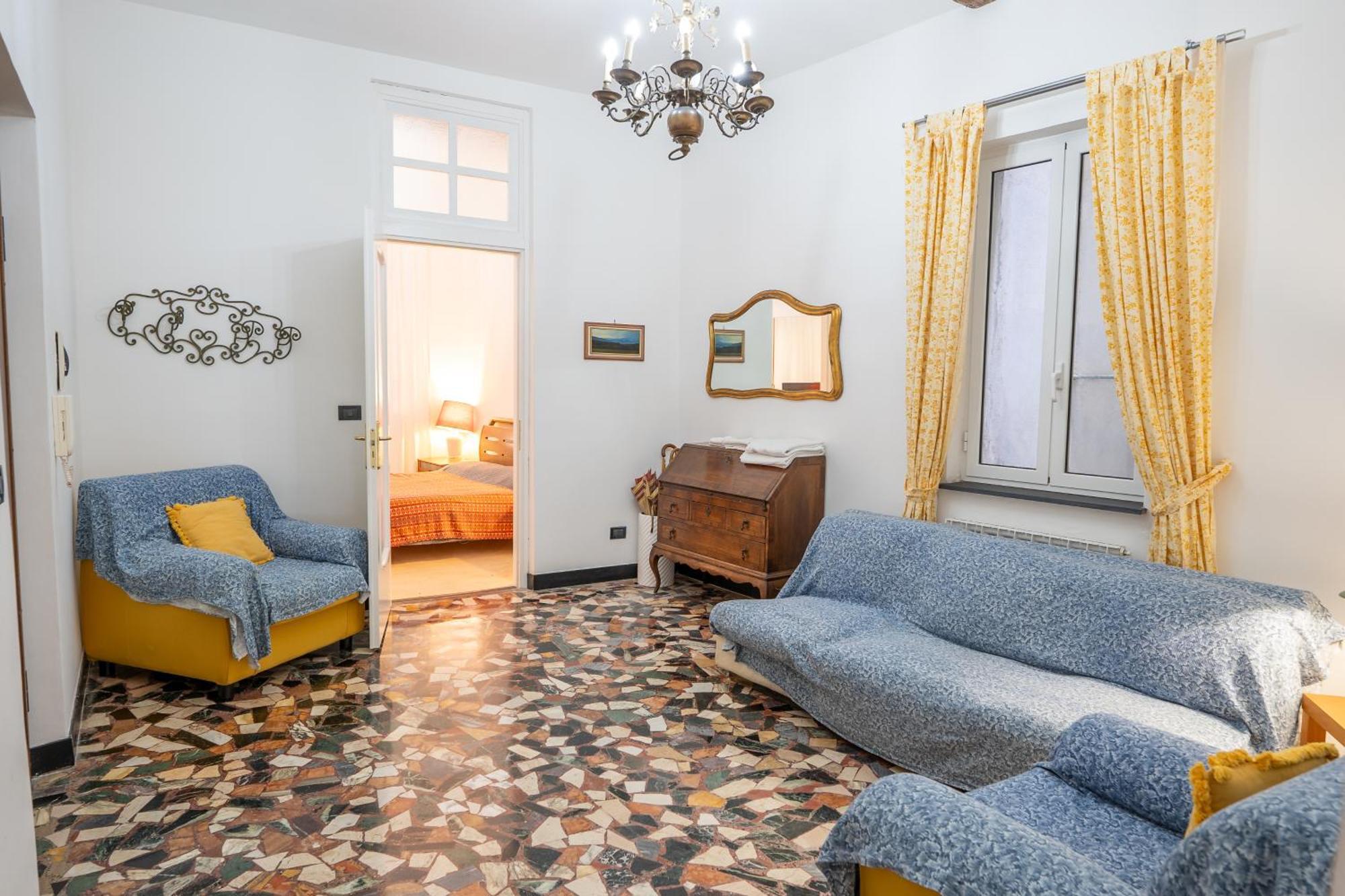 Lovingenoa - Prione - White House Apartment